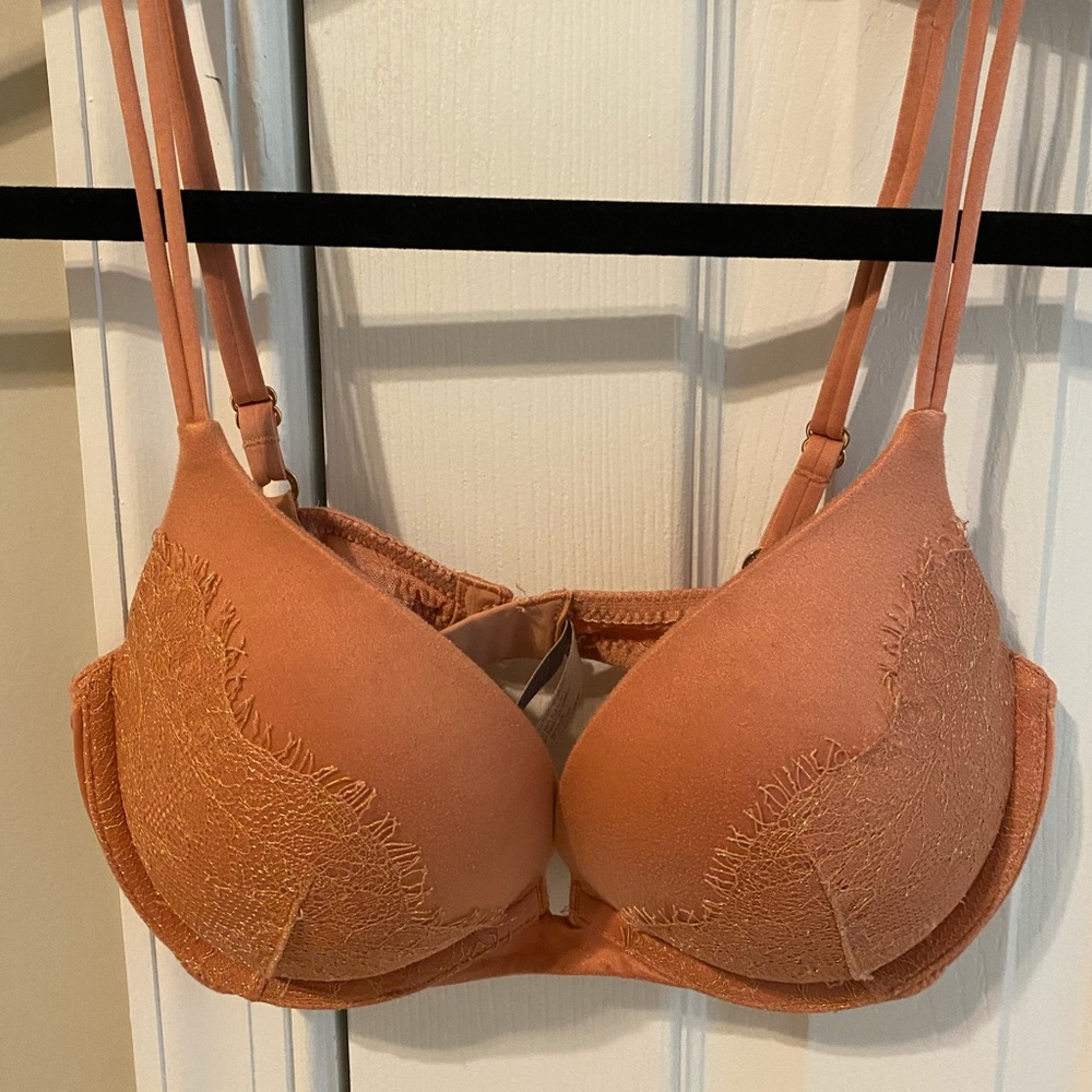 Victoria’s Secret Push Up Bra